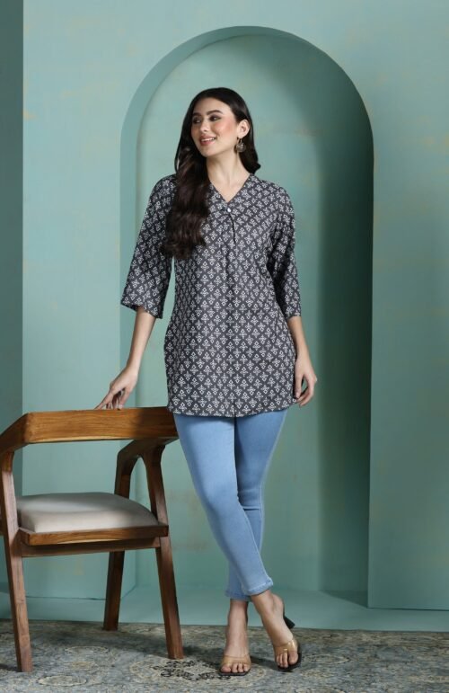 Women Liva Grey Printed Tunic